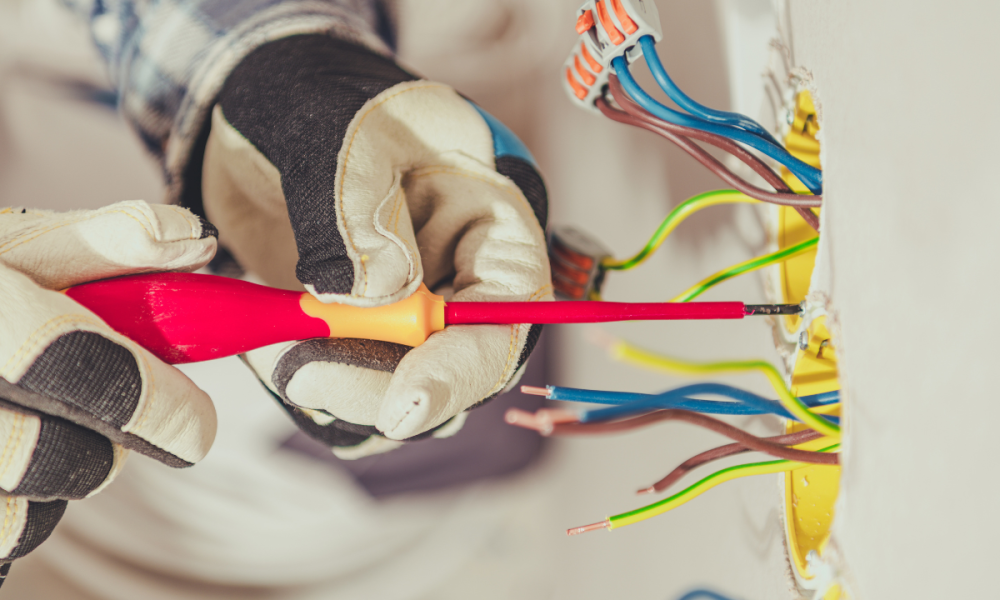 Emergency Electrician in Pinellas Park